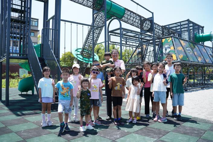 本公司今(7日)受邀參加「湖口公五特色公園」啟用典禮,現場舉辦有獎徵答活動,與民眾一同科普天然氣小知識,共同守護居家用氣安全!! 的代表圖